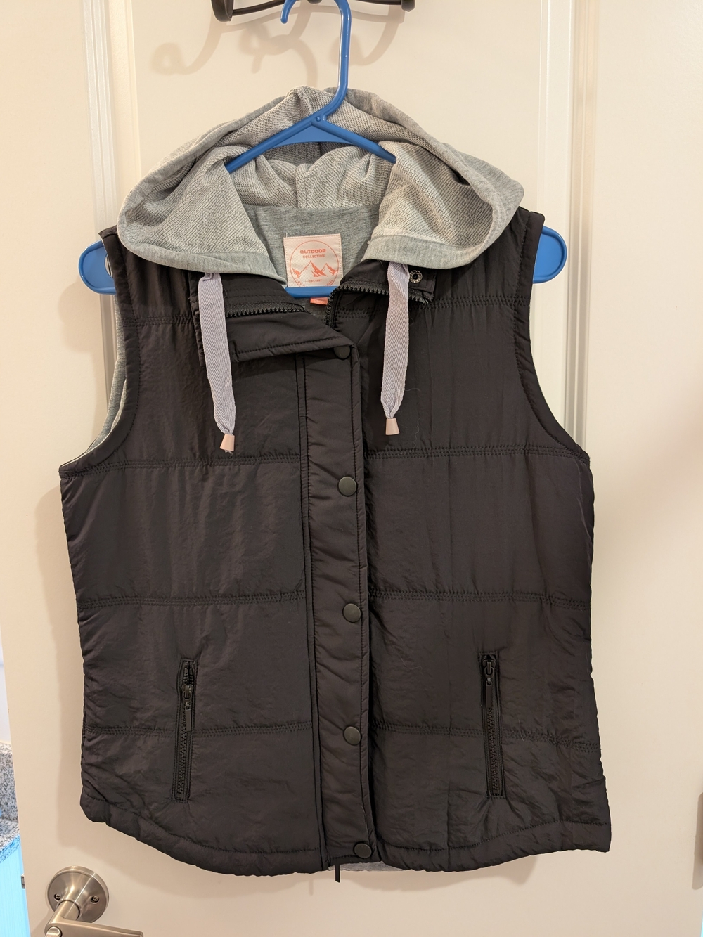 NWOT Women’s Mixed Media Hooded Puffer Vest